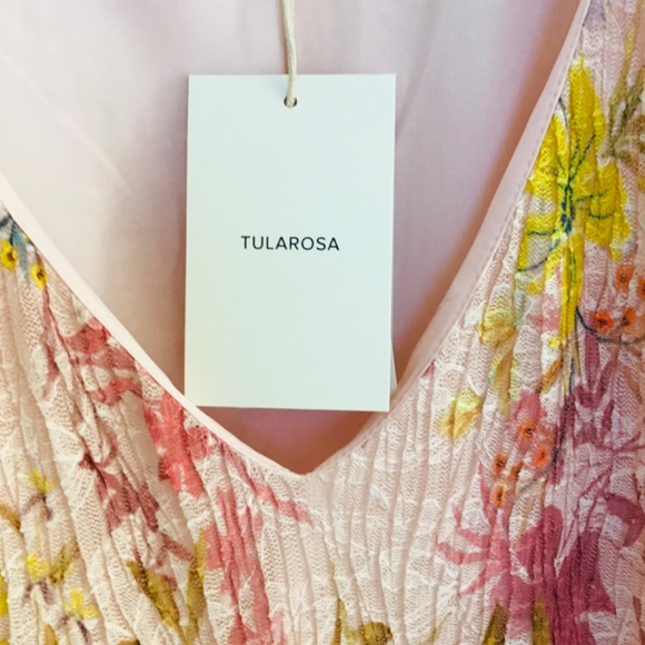 TULAROSA size S Evelyn short dress with floral pattern in pastel colours - BNWT - Picture 4 of 9